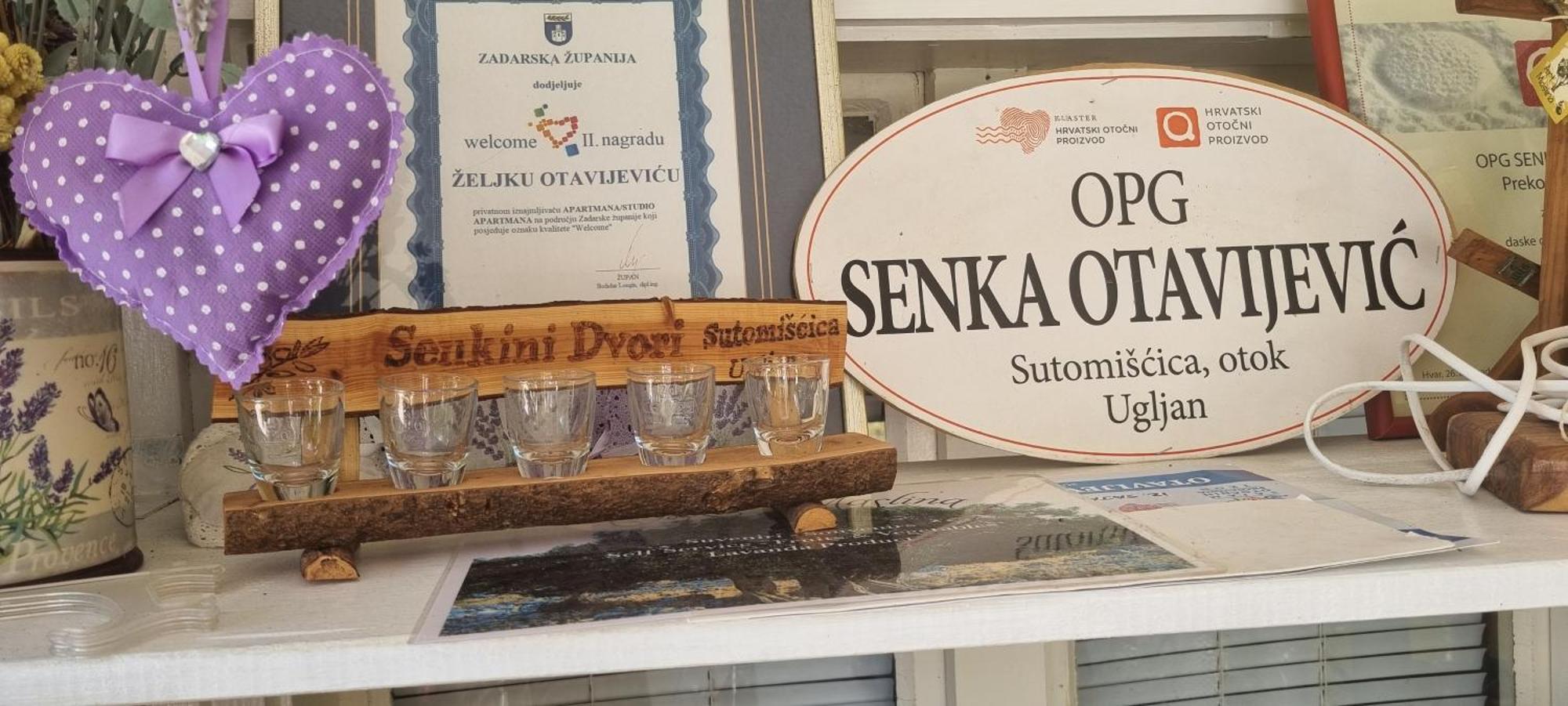 SutomiscicaSenkini Dvori公寓 外观 照片